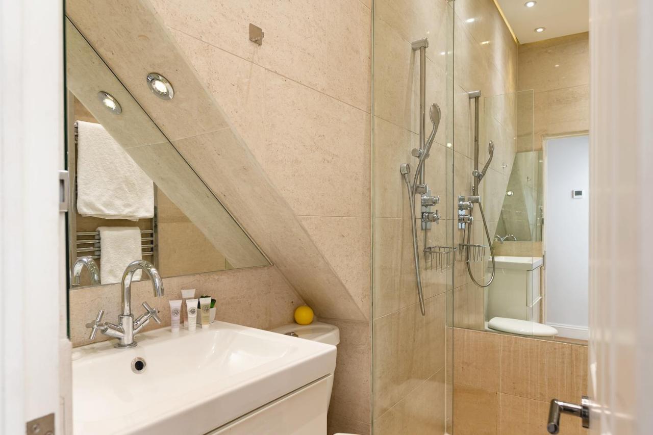 Penthousestays Notting Hill - Spacious 3 Bedroom King Bed Apartment - Near Portobello Road & Kensington High Street لندن المظهر الخارجي الصورة