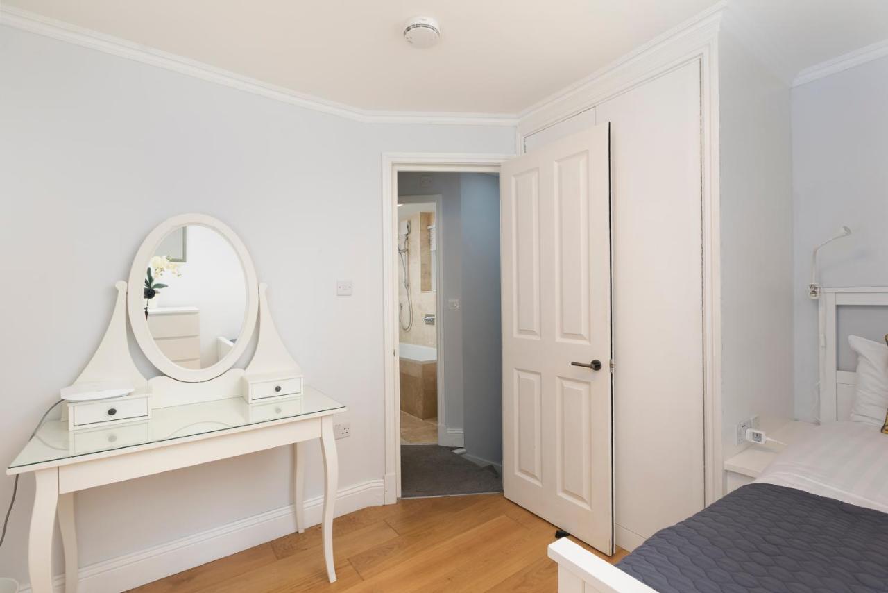 Penthousestays Notting Hill - Spacious 3 Bedroom King Bed Apartment - Near Portobello Road & Kensington High Street لندن المظهر الخارجي الصورة